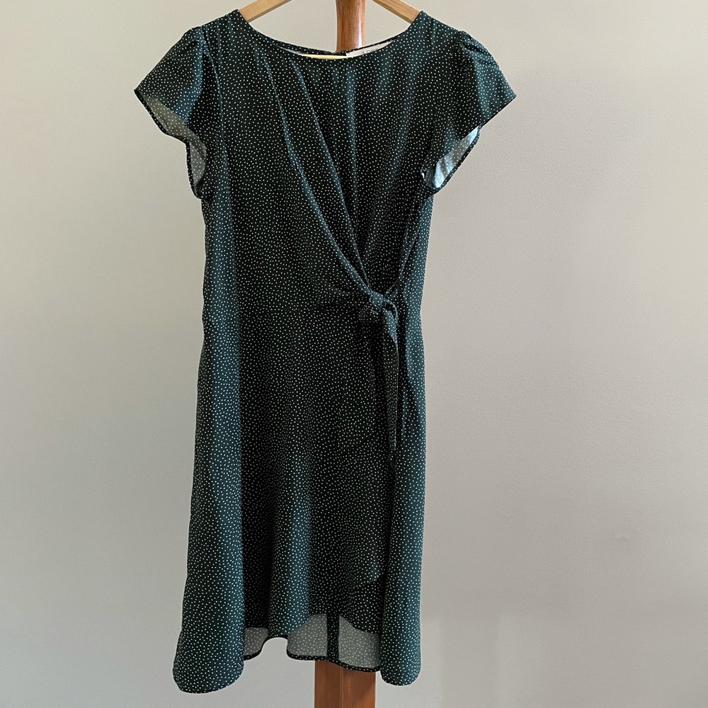 Loft NWT Hunter Green/White Polka Dots Rayon Dress, Size 4, Excellent Condition